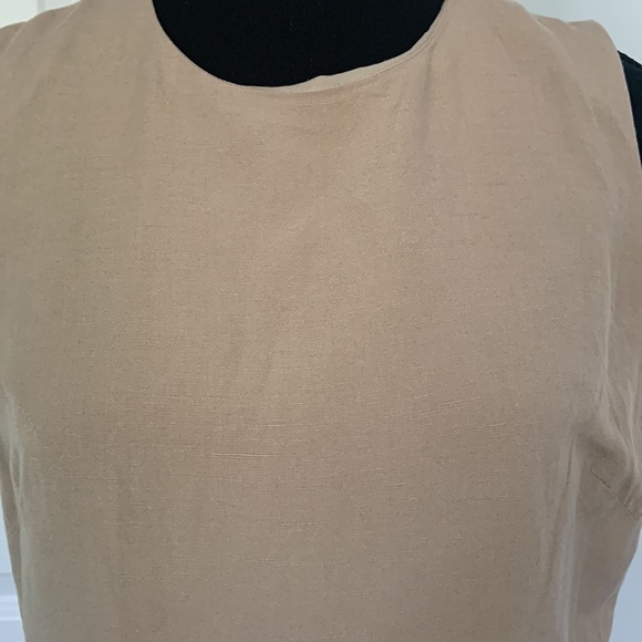 BANANA REPUBLIC TAN LINEN SLEEVELESS DRESS, KNEE LENGTH/ LINED / SIZE 6 - Picture 4 of 6